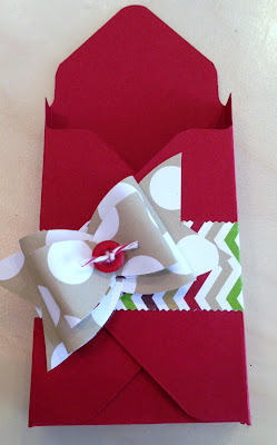 Such a cute little container